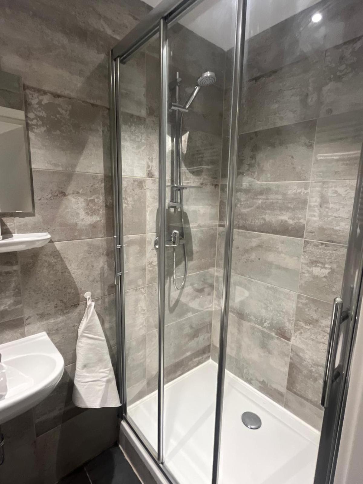 Hotel La Station Luxembourg Bagian luar foto