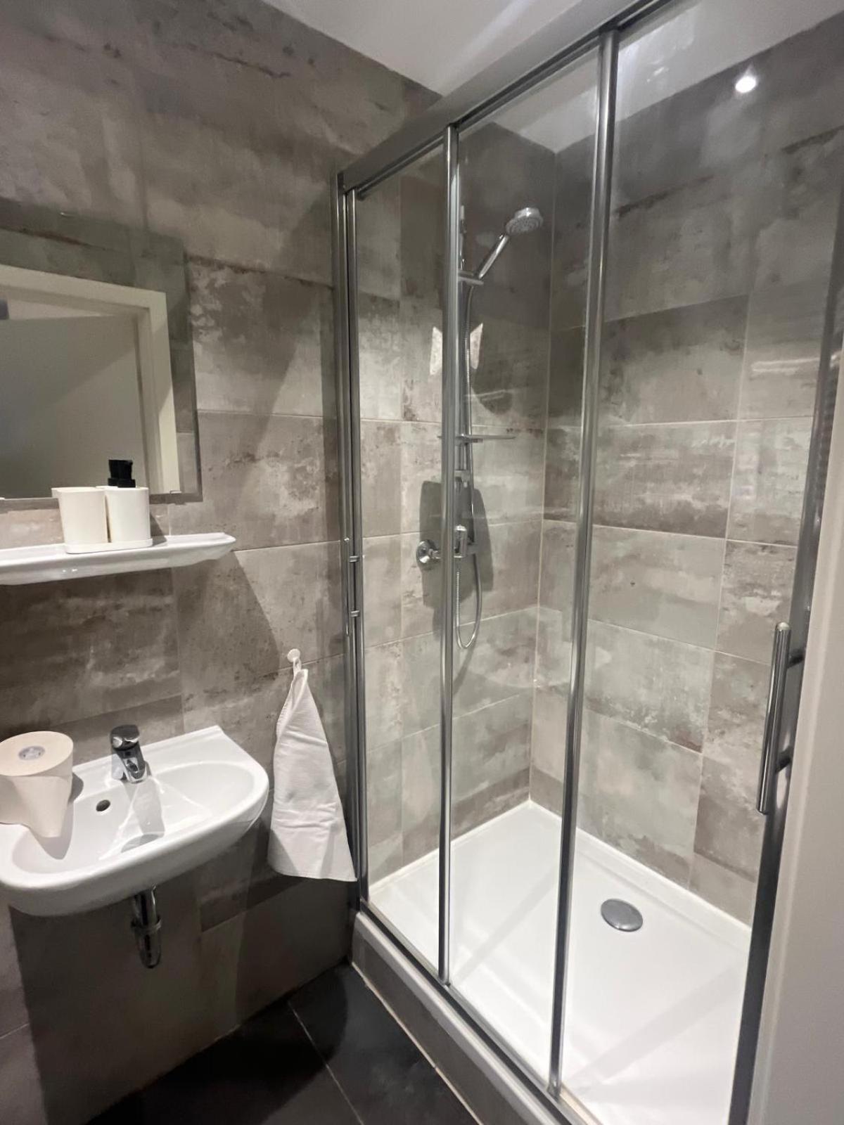 Hotel La Station Luxembourg Bagian luar foto